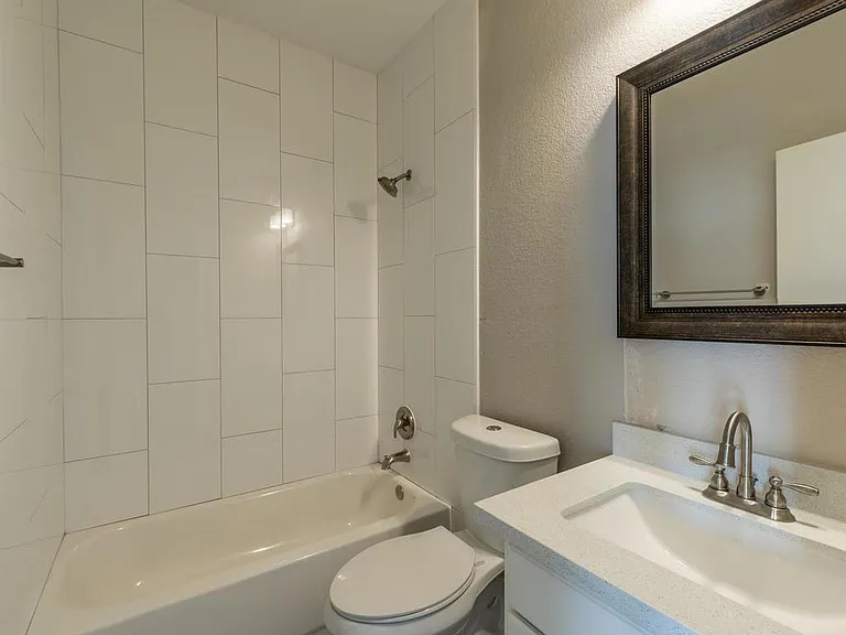 6319 Parliament Dr — Photo 26