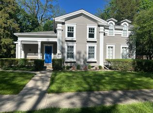 125 S Lincoln St, Batavia, IL 60510