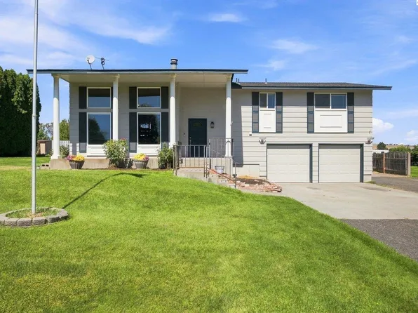 9540 E Reata Rd, Kennewick, WA 99338