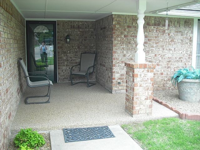 2nd image of 3222 Robin Ridge Rd
