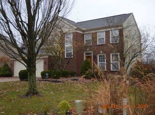 1869 Knollmont Dr, Florence, KY 41042