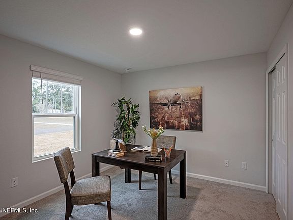 3rd image of 985 NOAH Road