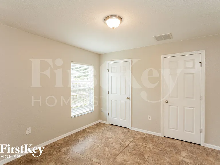 3102 Lucaya Ave — Photo 13