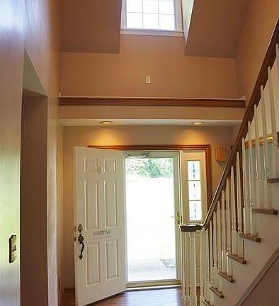 2nd image of 125 Woodvine Dr