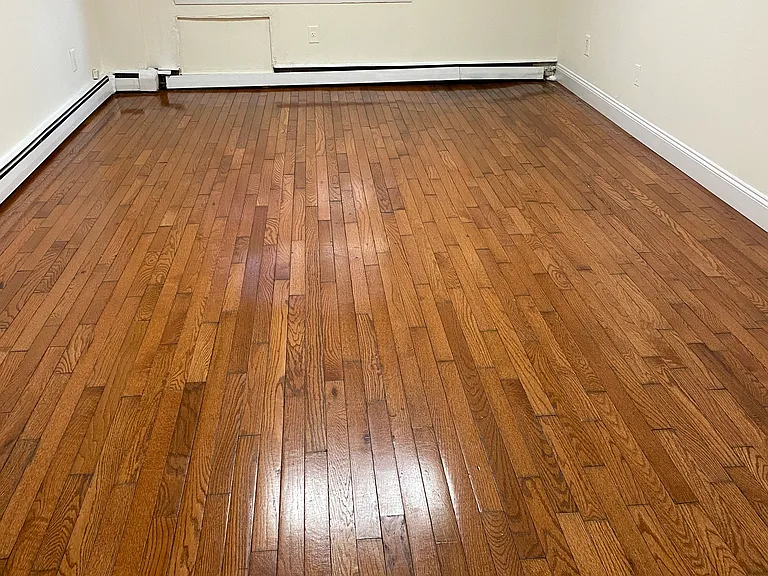 3825 Parsons Blvd #1H — Photo 1