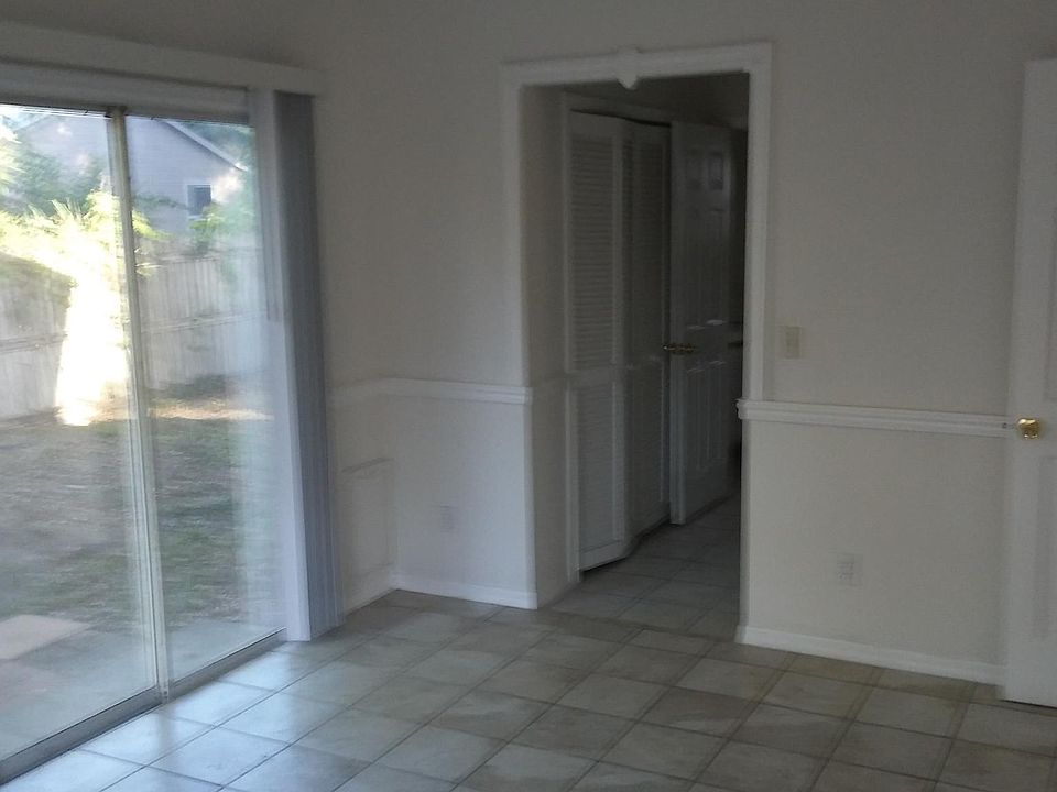 2nd image of 1335 26th Ave SW