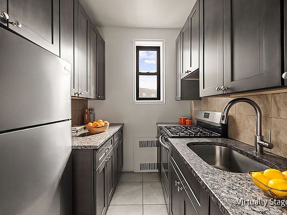 3rd image of 657 E 26th St APT 5L