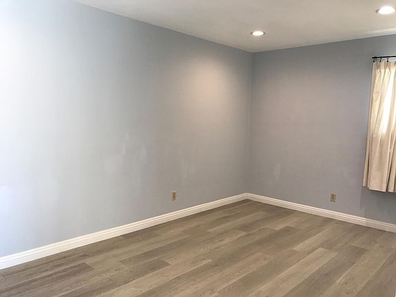 2nd image of 508 S Lincoln Ave APT B