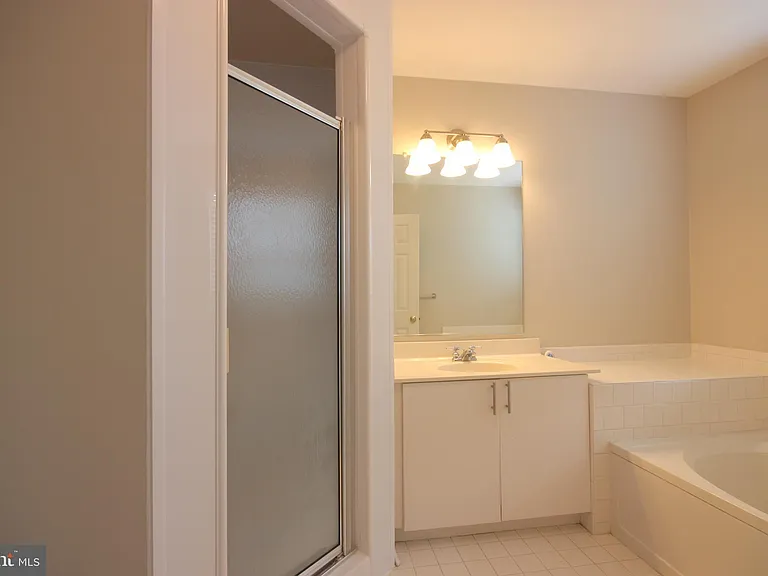 7782 Blueberry Hill Ln — Photo 18