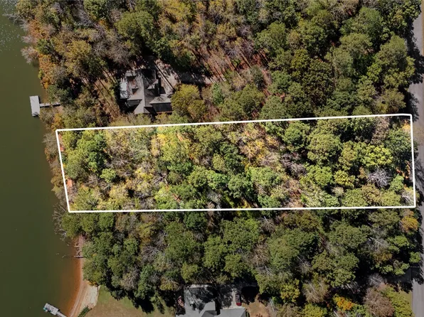 144 Waterside Dr, Iva, SC 29655