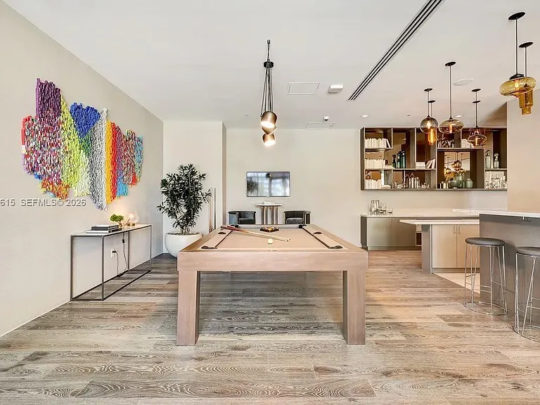 650 NE 32nd St #4805 — Photo 70