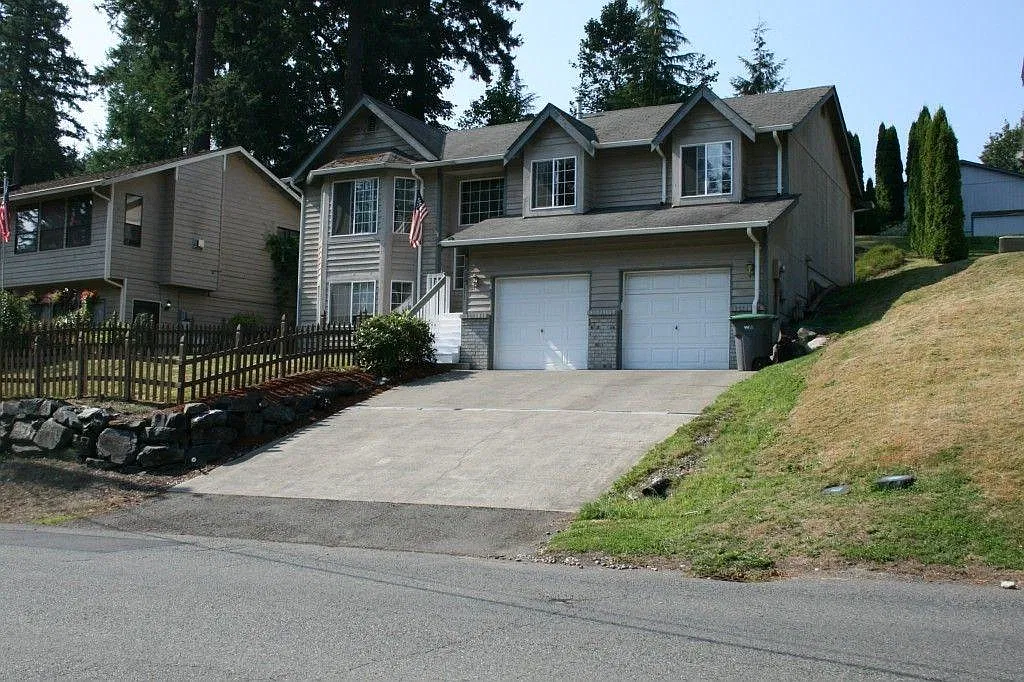 3 bed, 2.5 bath, 1740 sqft, $2,750 — Photo 1