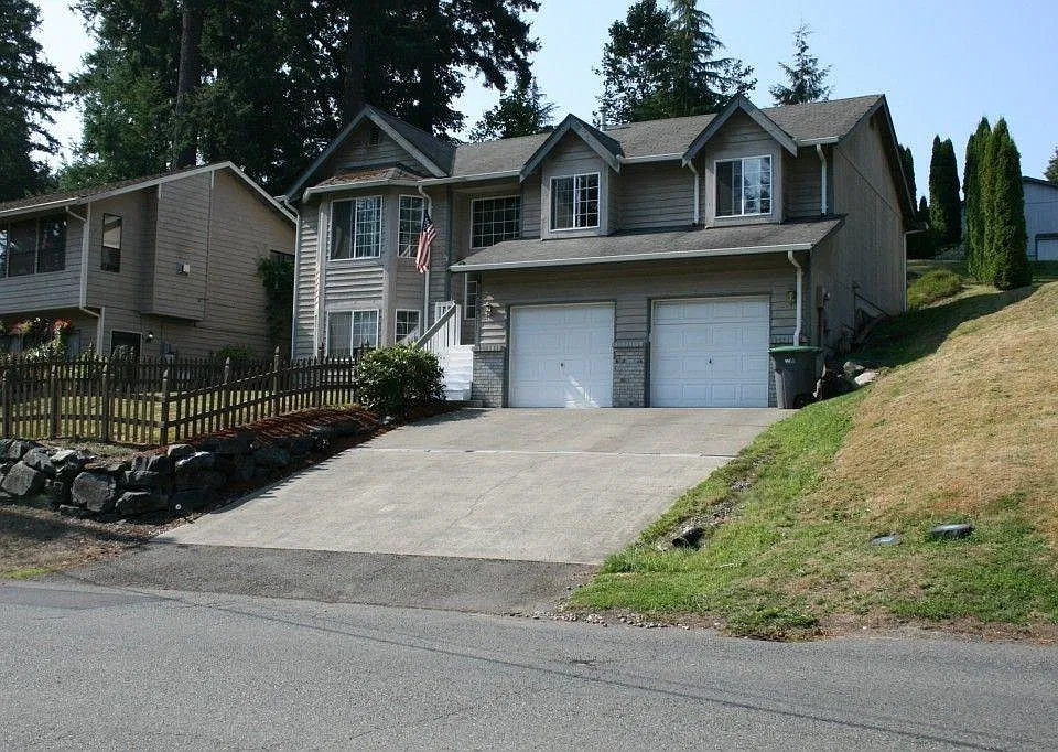26523 222nd Ave SE