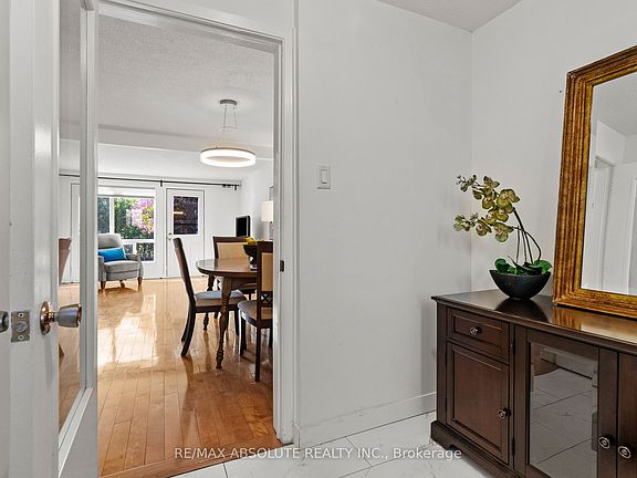3rd image of 413 Woodfield Dr #D