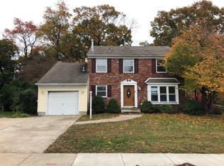 326 Colonial Dr, Wenonah, NJ 08090