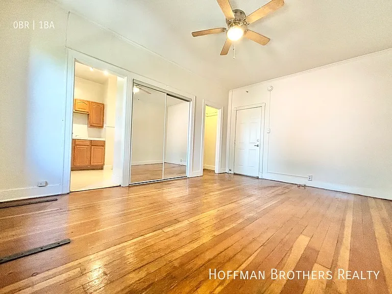 532 S Coronado St #201 — Photo 4