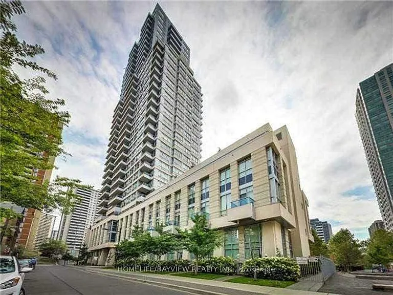 500 Sherbourne St #2012 — Photo 1