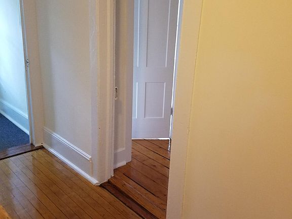 3rd image of 337 2nd St Floor 2