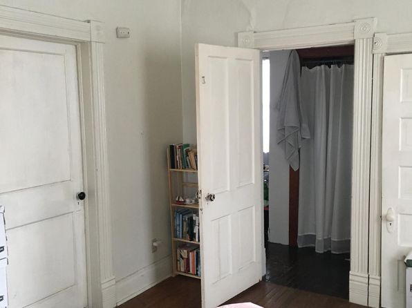 918 Iowa Ave APT 2
