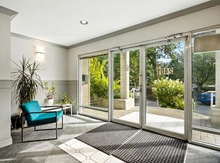 2401 Hawthorne Ave #209, Pt Coquitlam, BC V3C6E9