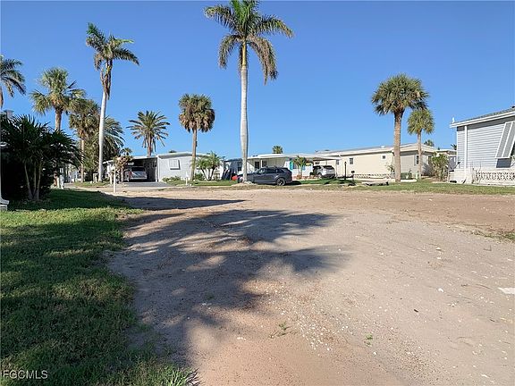 4th image of 11361 Dogwood Ln