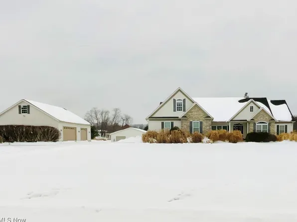 3079 Alexander Rd, Atwater, OH 44201