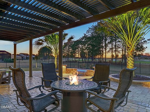 3rd image of 9527 SW 70th Loop