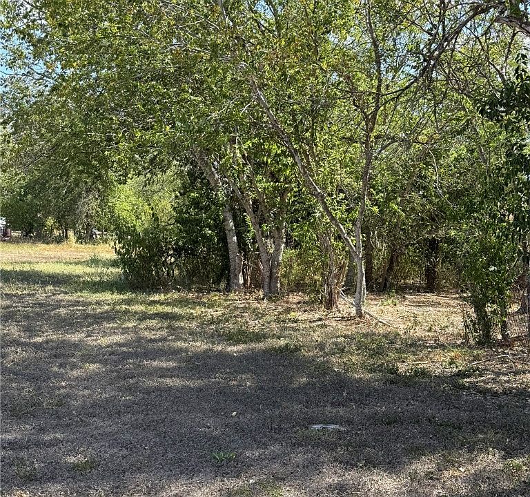 1st image of 7555 Gin Rd