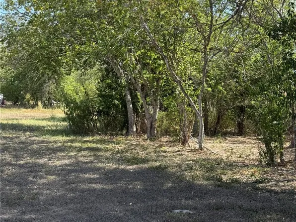 7555 Gin Rd, Marion, TX 78124
