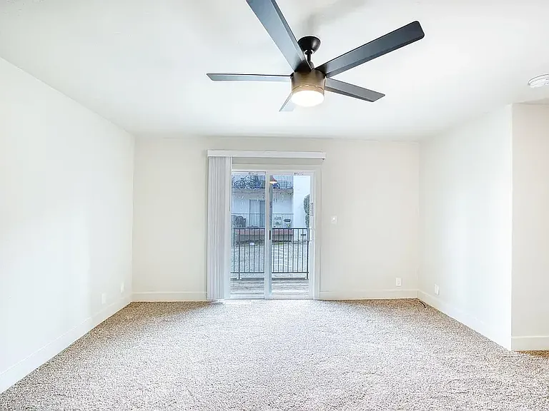 944 West St #1 — Photo 9
