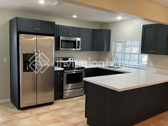 4th image of 16861 Royal Poinciana Dr