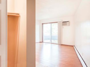 1780 Adolphus St APT 13, Maplewood, MN 55117