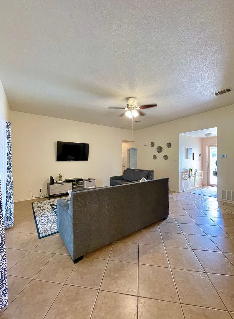 Location, Location, Location, Plus Bonus Room off the Primary Bedroom, 2 Fulls Baths, 2 Car Garag... — Photo 4