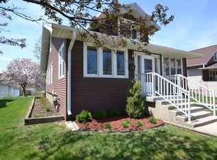 1219 S 98th St, West Allis, WI 53214