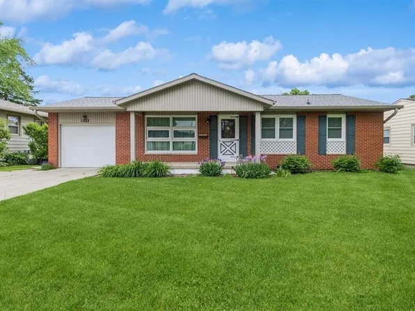 1323 Johnson St, Ames, IA 50010