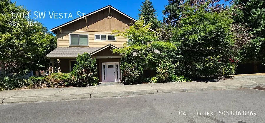 3703 SW Vesta St photo 1