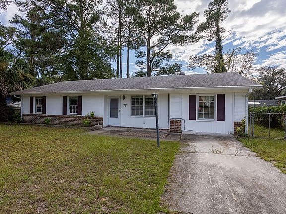 3rd image of 5 Ossabaw Rd