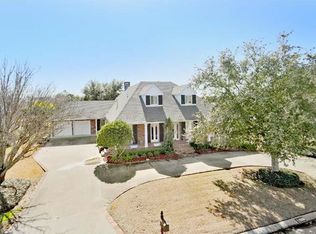 1208 Lake Louise Dr, Gretna, LA 70056
