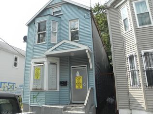 421 S 16th St, Newark, NJ 07103