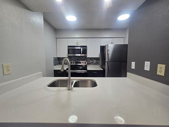 4th image of 12484 Abrams Rd APT 1624