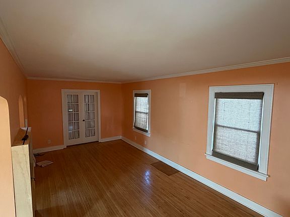 4th image of 1623 Fairhill Rd