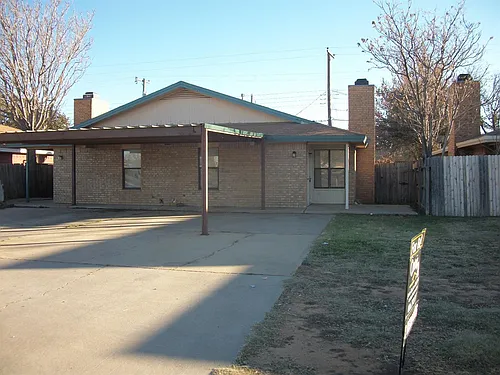 2007 S Loop 289 Photo 1
