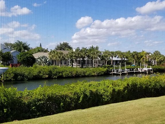 3rd image of 1845 Tarpon Ln APT 201