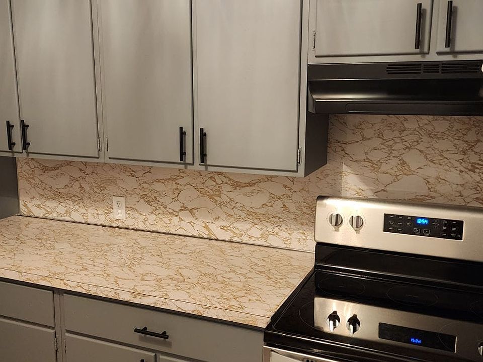 2nd image of 16 S D St