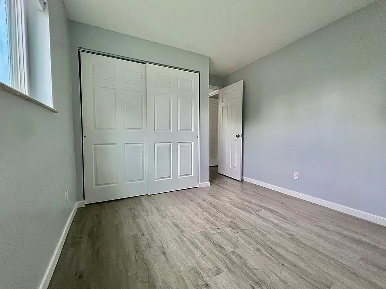 422 S Miami Ave — Photo 41