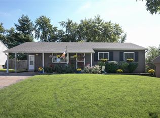 2974 Foxwood Dr, Maryland Heights, MO 63043