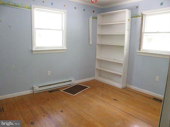 5th image of 35772 Clam Ave