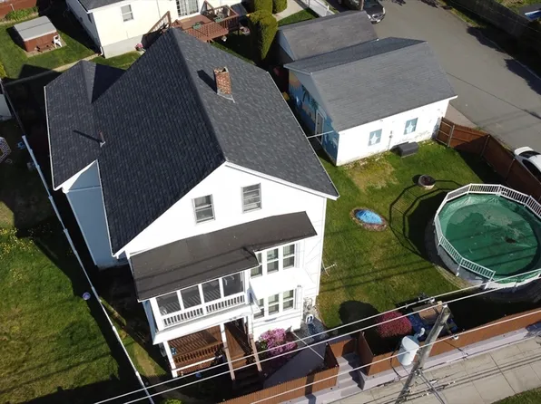 1264 Plymouth Ave, Fall River, MA 02721