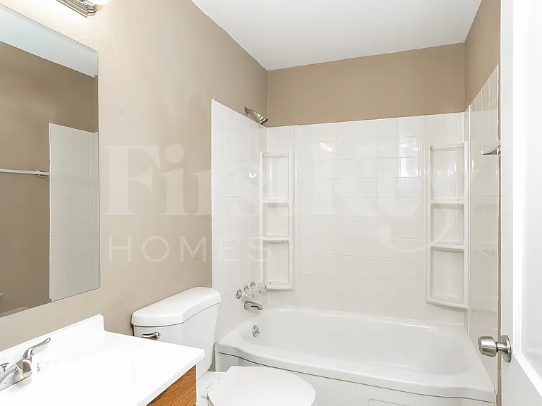 1290 Washington St — Photo 10