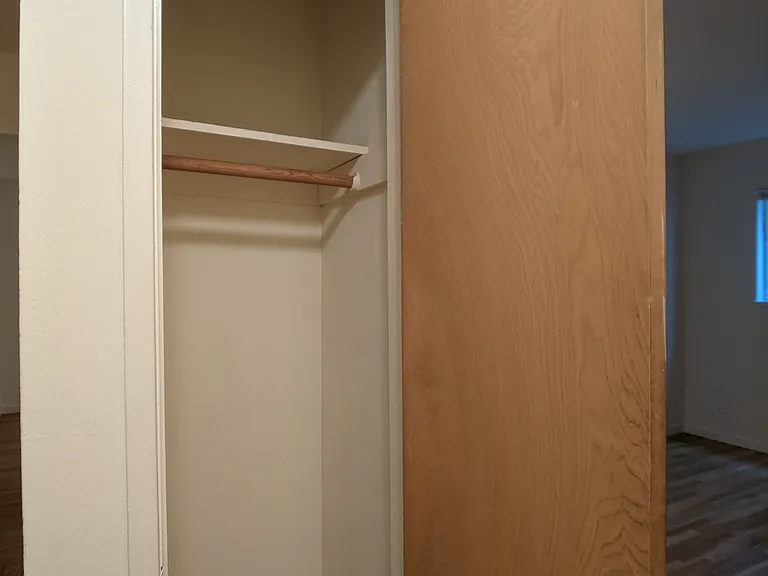 2534 Benvenue Ave — Photo 30